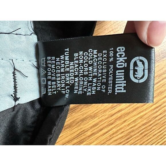 Men's Ecko Unltd Black Cargo Shorts Hip‎ Hop Style Y2K Size 40 - Picture 8 of 12